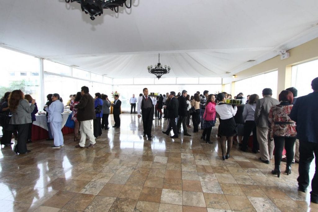 19092994_1347886765289700_2030372808347840445_o-1024x683-min